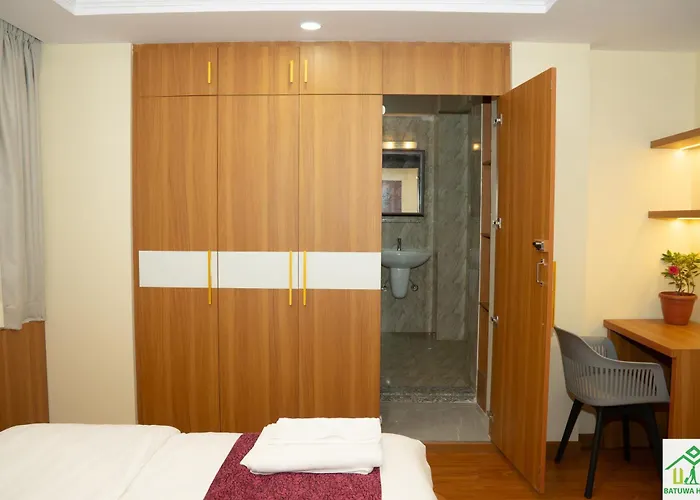 Batuwa Homes Hotel