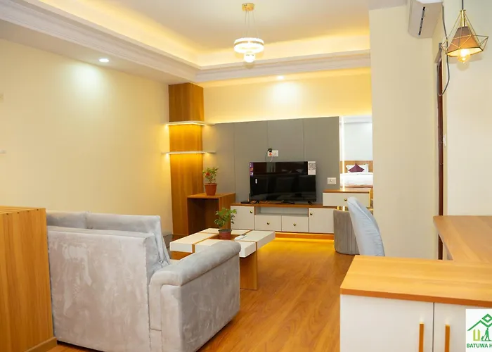 מלון Batuwa Homes 3*