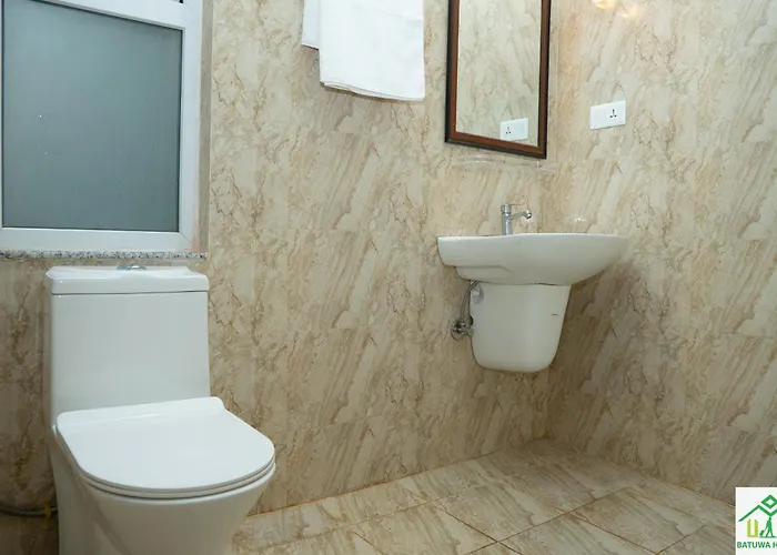 Batuwa Homes Hotel 3*